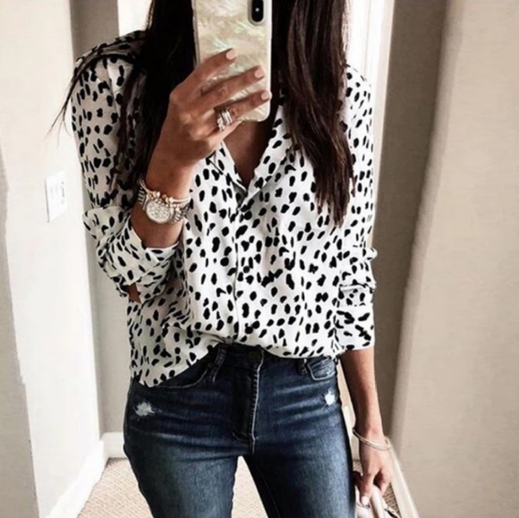 BLACK & WHITE LEOPARD PRINT BLOUSE - Picture 2 of 4